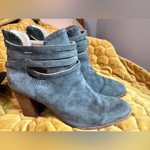 Anthropologie Women's Gray Suede Wrapped Strap Stacked Heel Ankle Boot, size 9.5